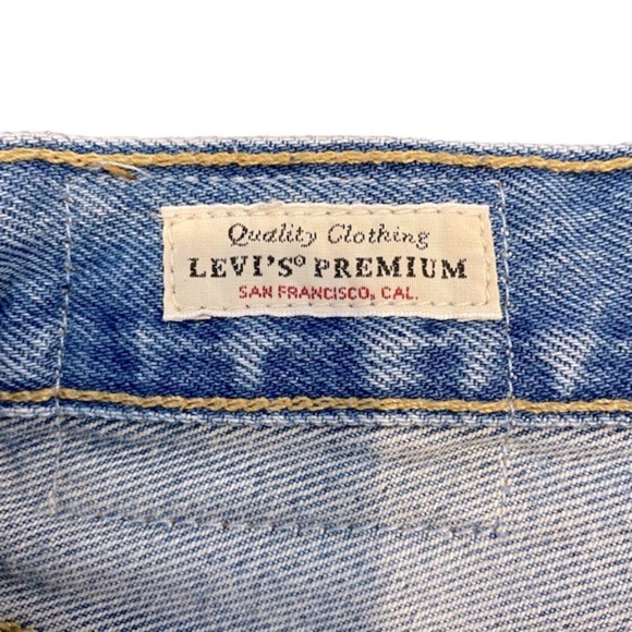 Levi’s 501 High Rise Distressed Denim Jean Shorts Size 27 - Picture 8 of 11